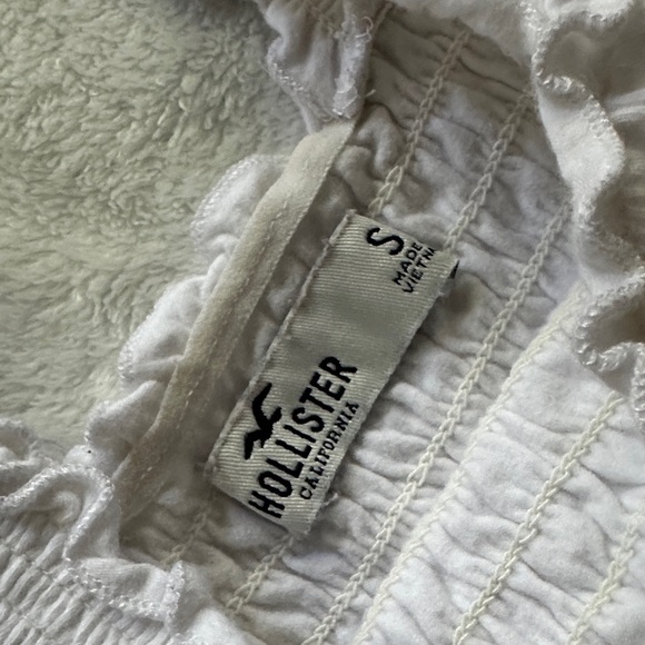 White Ruffled Women's Top - Picture 2 of 3